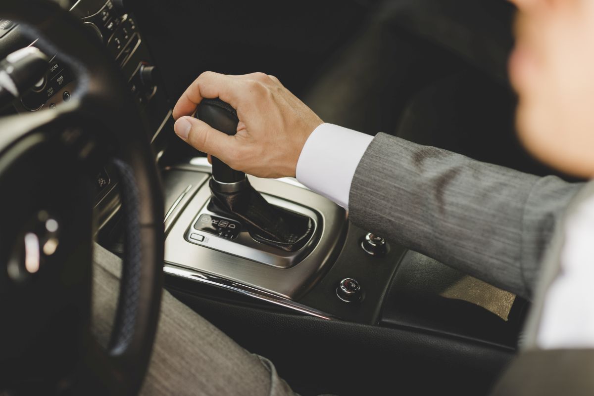 Skrzynia biegów automatyczna vs manualna — która jest trwalsza i tańsza w utrzymaniu?